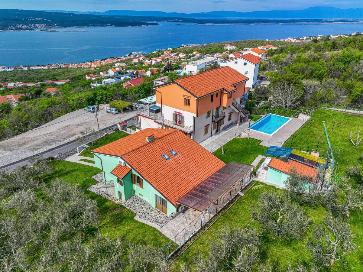 Apartments Francoise Crikvenica Exteriör bild